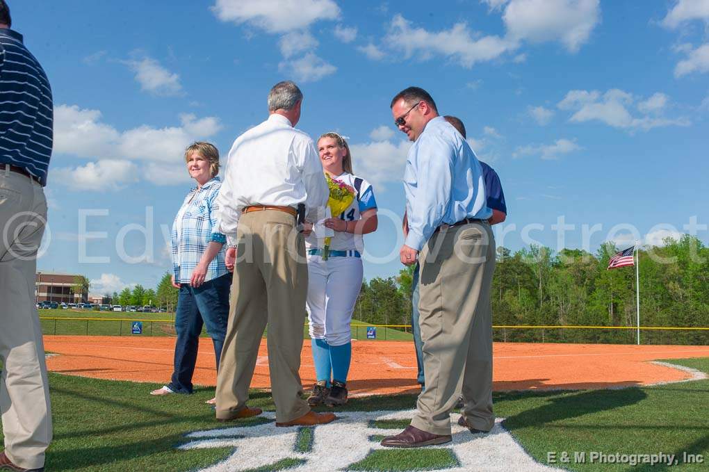 Softball Seniors 014.jpg